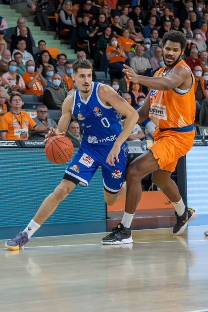 作为一名充 作为一名充